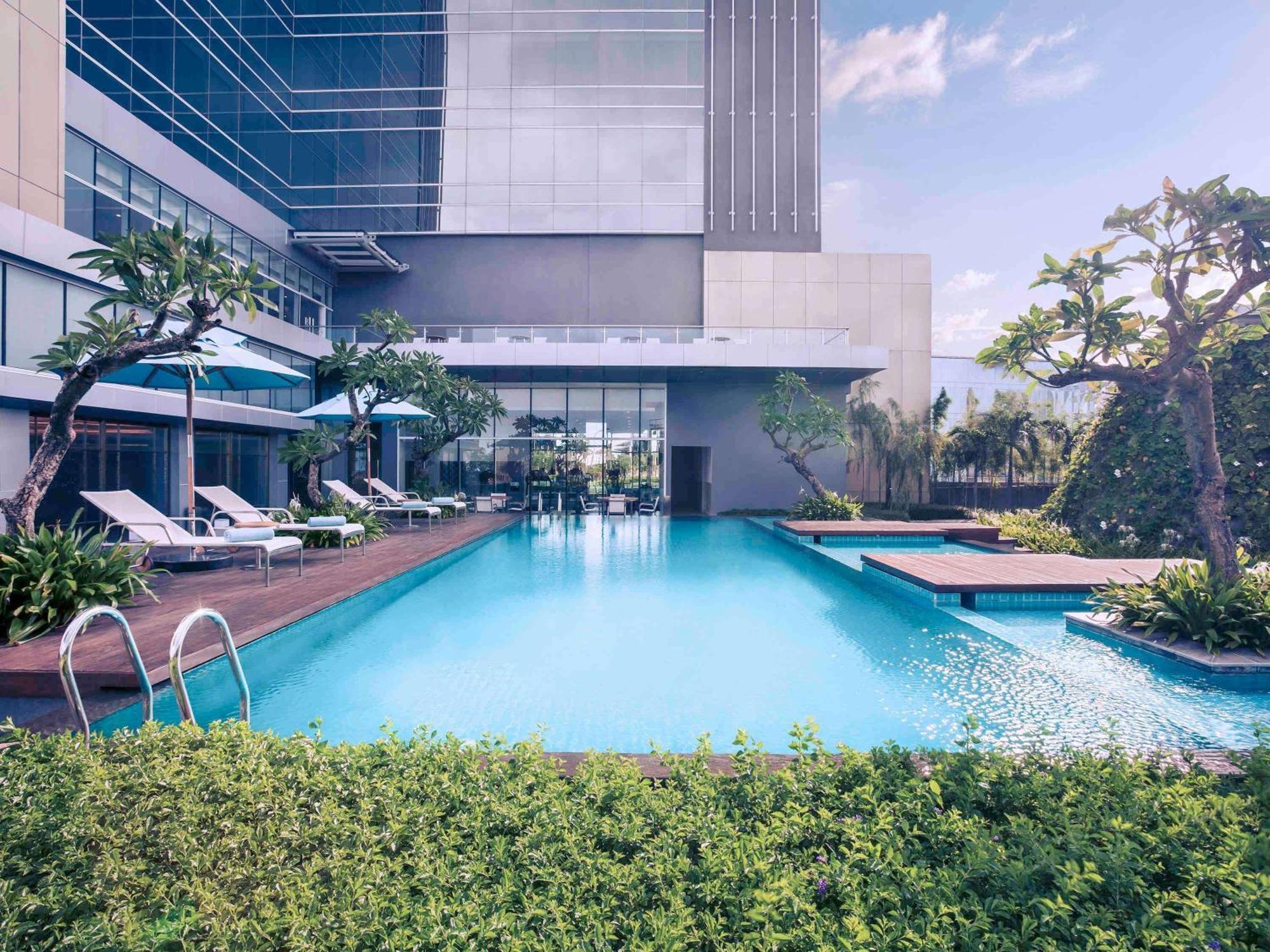 Mercure Jakarta Pantai Indah Kapuk Esterno foto